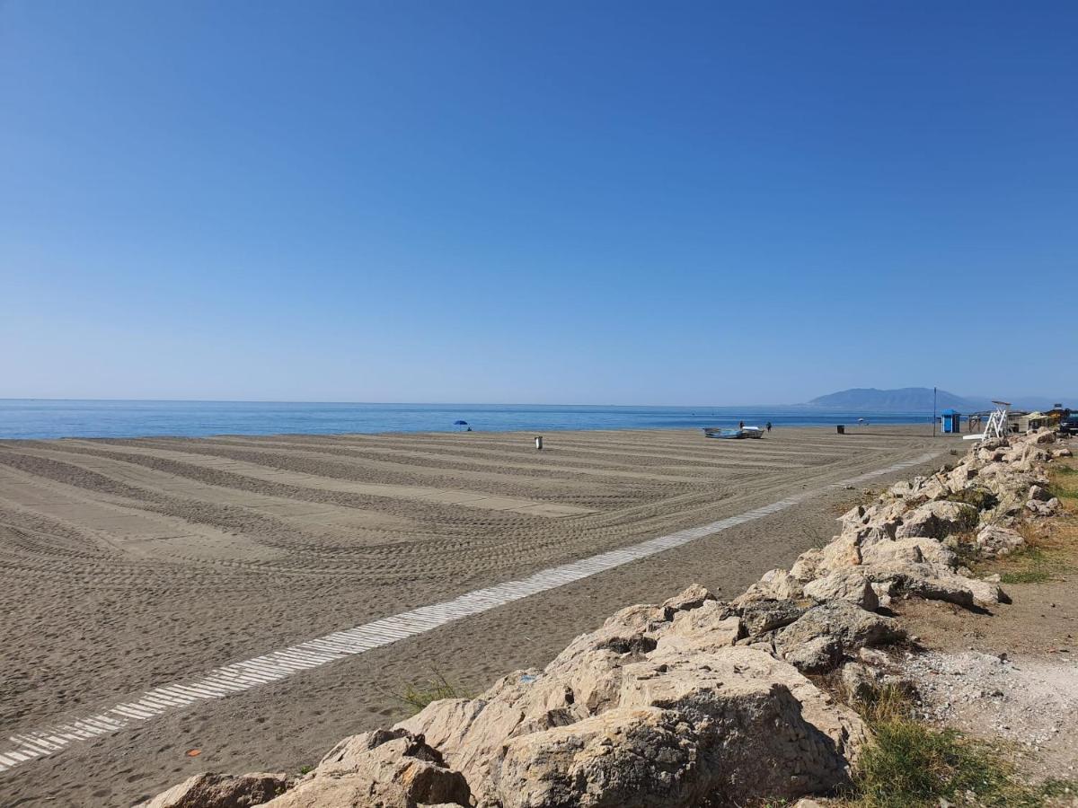 Wi-Fi Alta Velocidad De 1 Gbps Rodeado De Naturaleza マラガ エクステリア 写真